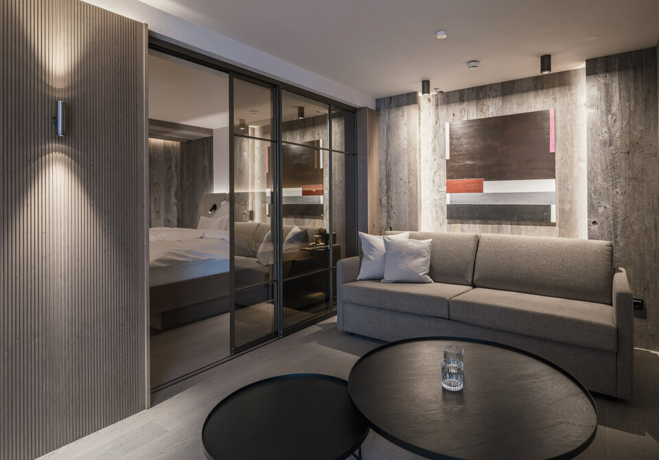 Suite 'XL' - separater Wohnbereich, freihstehende Badewanne