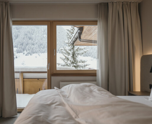 Suite 'L' - Wohnbereich & Trenntüre